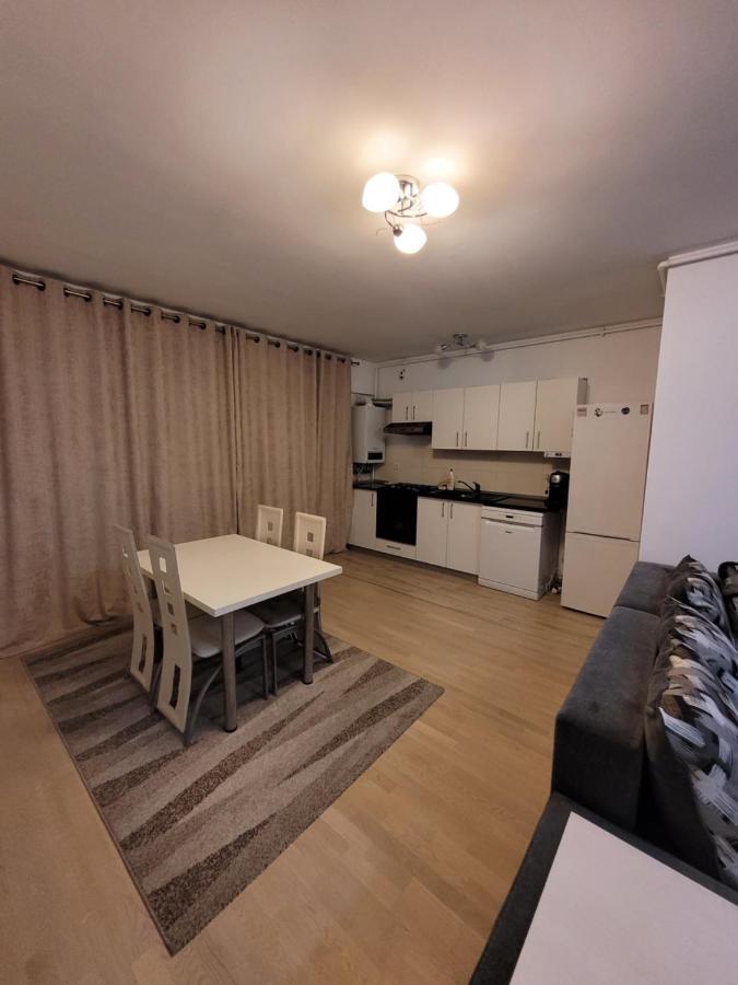 Cozy Park Residences 5 布加勒斯特 外观 照片